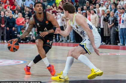 迪亚斯闪耀拜仁首季，数据已超罗本里贝里同期