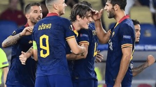 意甲激战：都灵VS莱切，平局或是主旋律