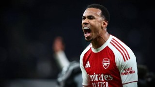 前裁判呼吁整治英超角球混乱：已经成为笑话 像在打橄榄球