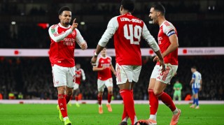 豪门悲喜夜：利物浦0-3出局7场6负 阿森纳2-0迎8连胜 曼城3-1逆转