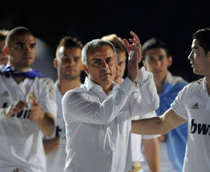 7分差距+欧冠绝境！穆里尼奥的本菲卡生涯，只剩10天决定去留