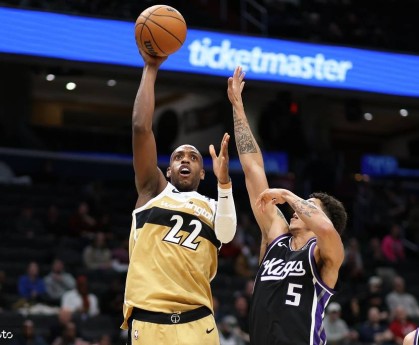 拉文空砍35分库利巴利15分 国王负奇才9连败