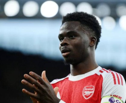 阿森纳9号热苏斯力挺小将萨卡：他与拉菲尼亚同级，争冠关键时刻必看他表现