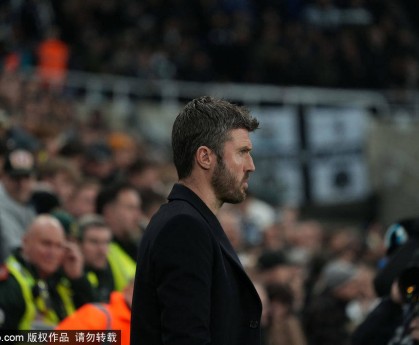 曼联名宿：找德泽尔比执教又是赌博 应该让卡里克转正